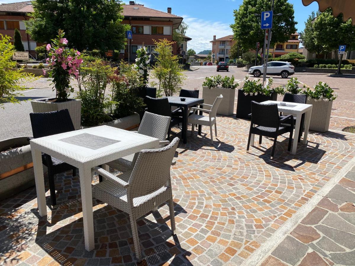 Hotel Riviera Magnano in Riviera 外观 照片