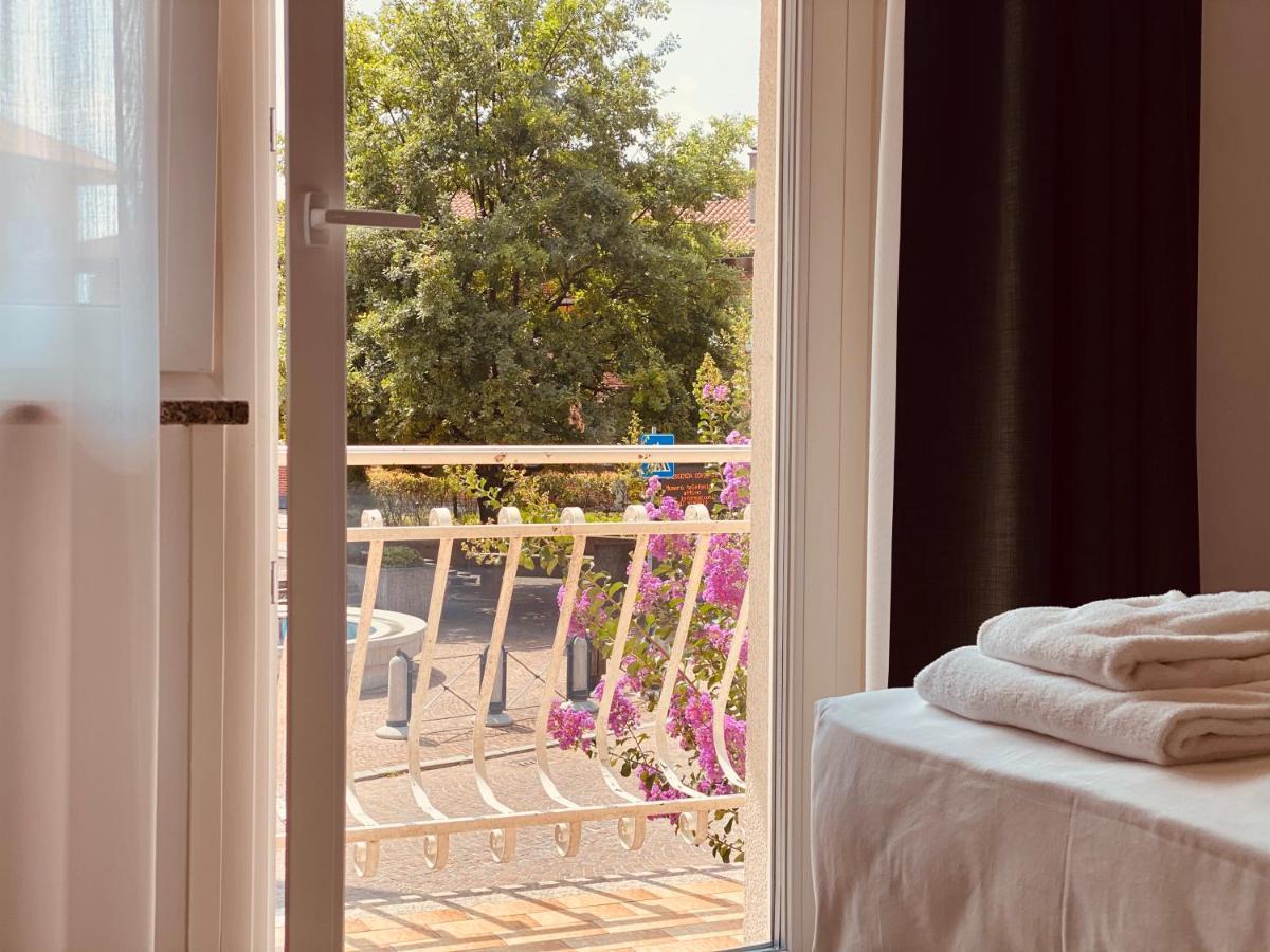 Hotel Riviera Magnano in Riviera 外观 照片