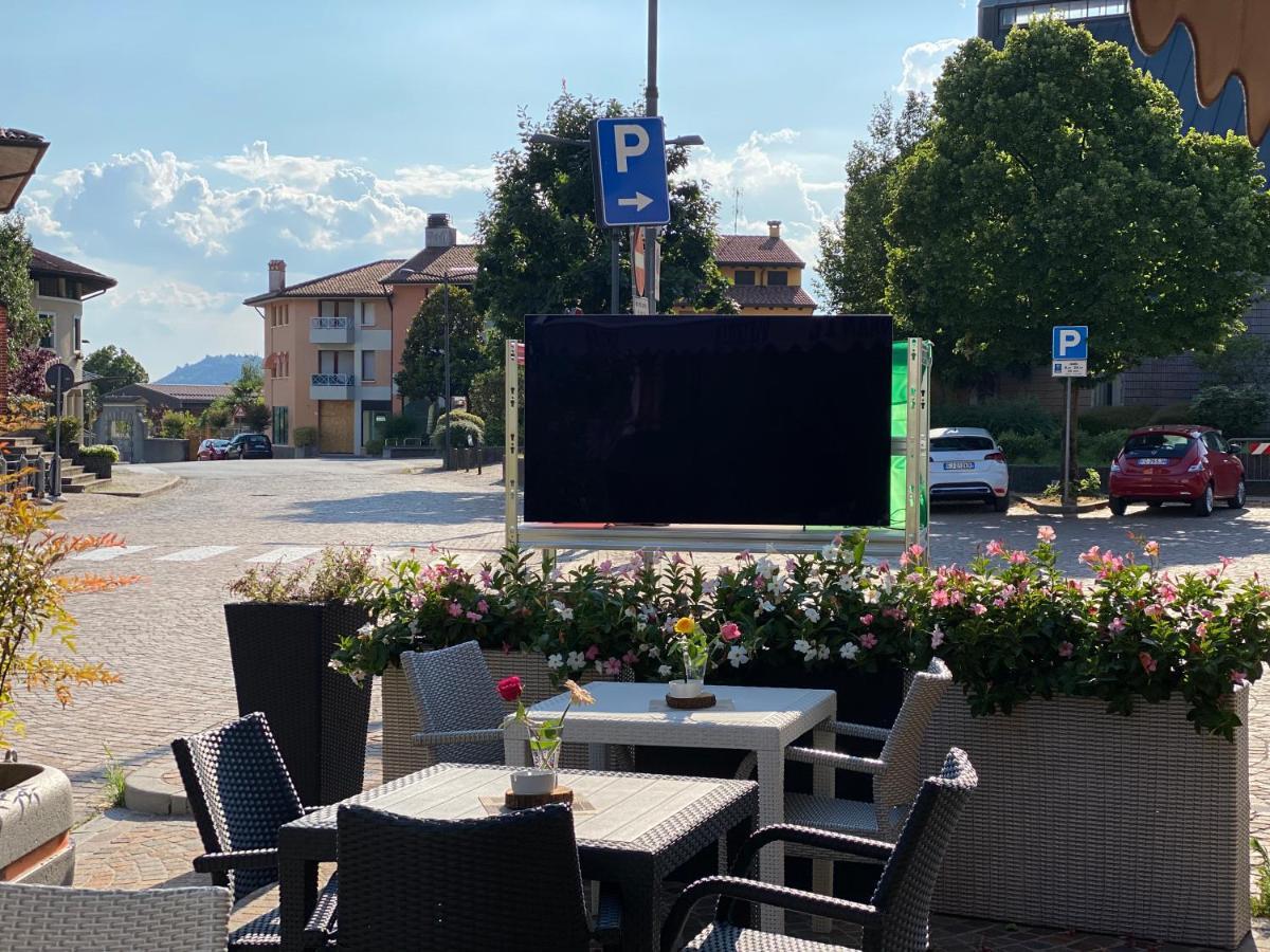 Hotel Riviera Magnano in Riviera 外观 照片