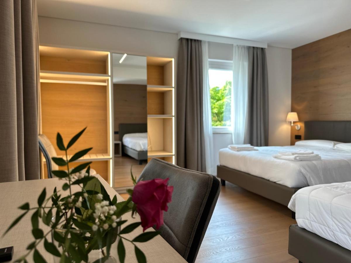 Hotel Riviera Magnano in Riviera 外观 照片